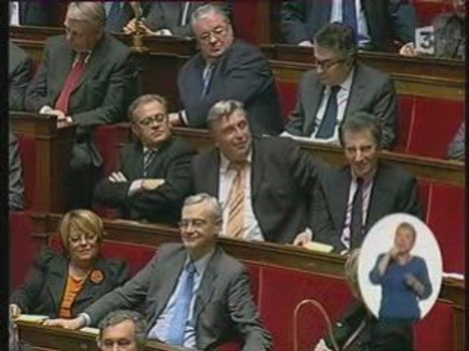 Gandrange à l'Assemblée - 11.02.09 - le coup des noces sarko