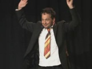 SUE ELLEN ET SES EPAULETTES