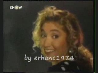 Yonca Evcimik-ABONE video klip NOSTALJI show tv