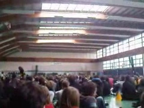 AG 12 fevrier 2009 reconduite du blocus Inter-UFR Nantes