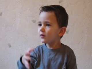 Hugo une souris verte