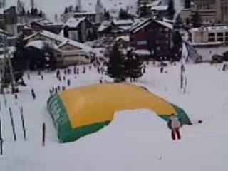 Plipli se prend pour Régis