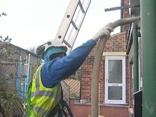 Government announce green energy package for homes