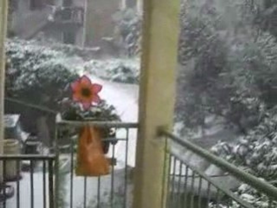 il neige..