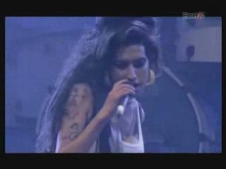 AMY WINEHOUSE LIVE FR BELFORT BACK TO BLACK CLIP CHANSON HQ