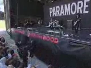 Paramore - For A Pessimist, I'm Pretty Optimistic (Live)