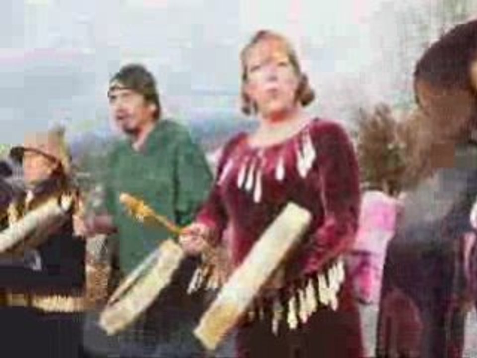 SQUAMISH FIRST NATIONS ENTERTAINERS with MAYOR and ROBOT