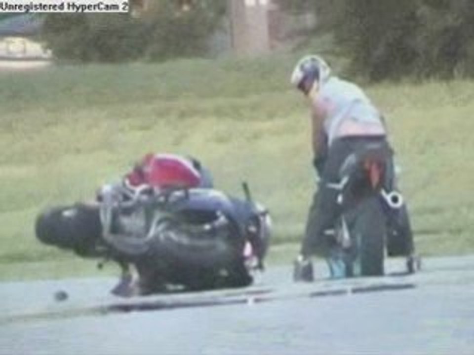 Motards chutes et gameles