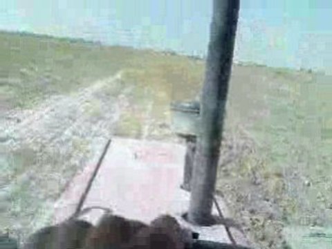 Massey Ferguson 3085 9'lu Çizelle Tarla Sürüyor.......