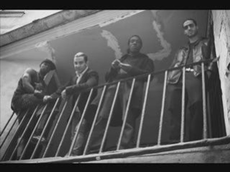 KRYSTAL - C'est pas facile (2005)