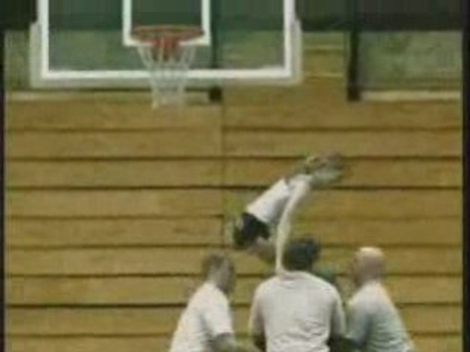 Basket_-_girl