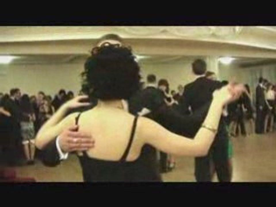 Studniówka 2009: Walc wiedeński w wykonaniu ZSE