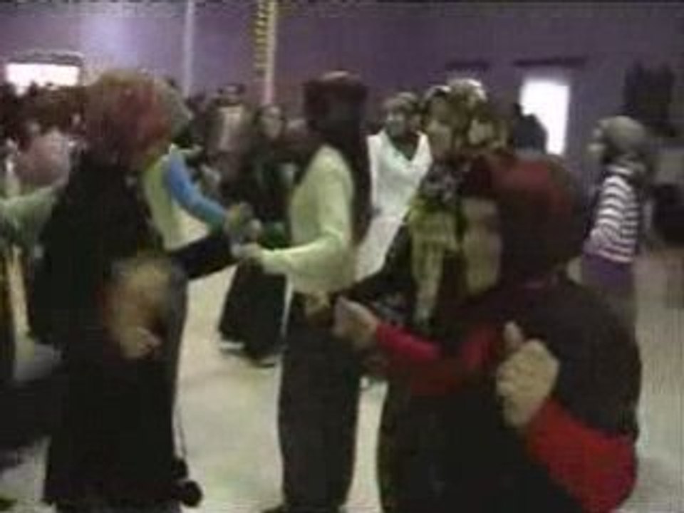 ALAPLI-Bülent ve Nura´nin Dügünü-Bölüm 2