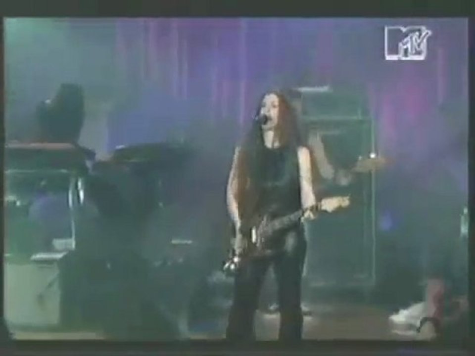 ALANIS MORISSETTE - HANDS CLEAN (Milan 2002)