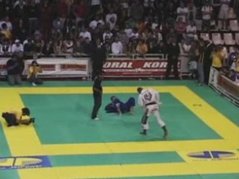 Ronaldo Jacare vs Roger Gracie - Mundial 2004 fa