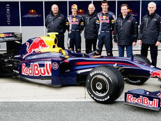 Red Bull Racing F1: prezentacja zespołu i bolidu RB5