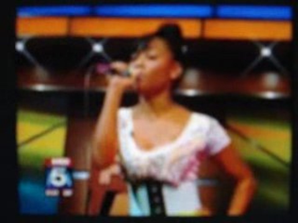 Teairra Mari & Pleasure P - Hunt 4 U [Performance]