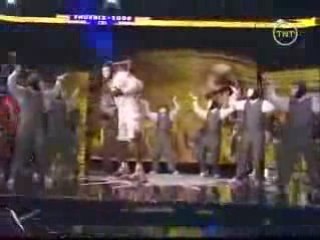 Shaq dancing with jabbawockeez 2009 all star game