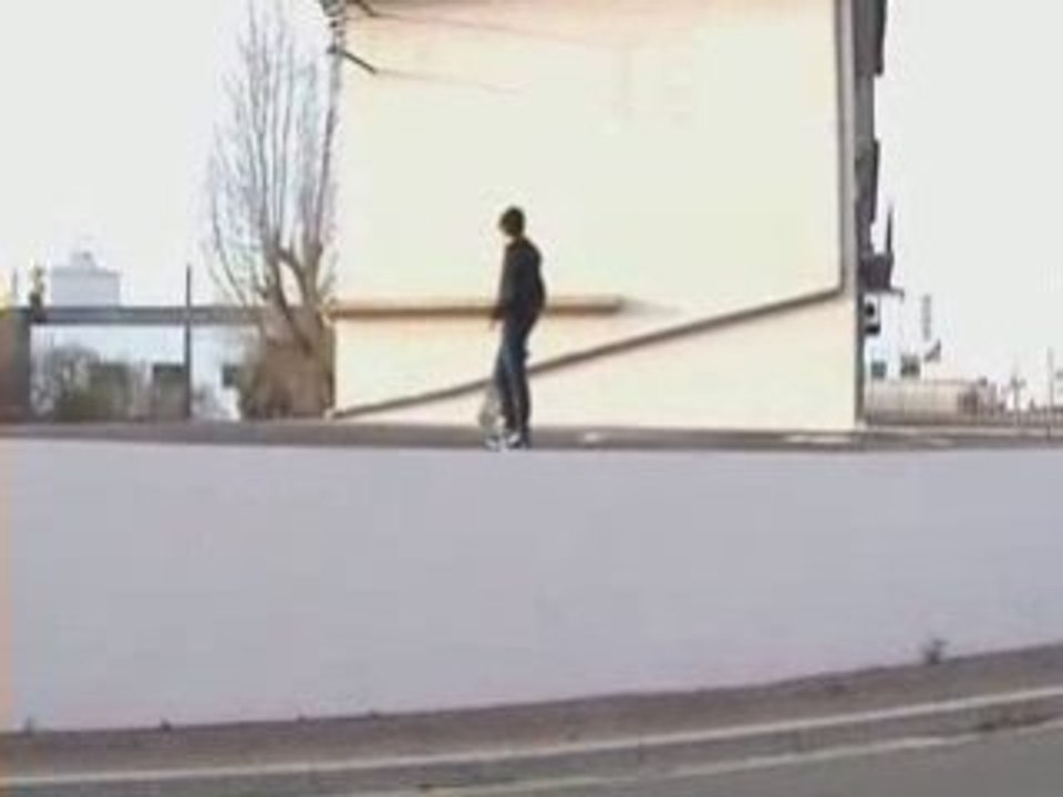 Ollie sur le gap rose