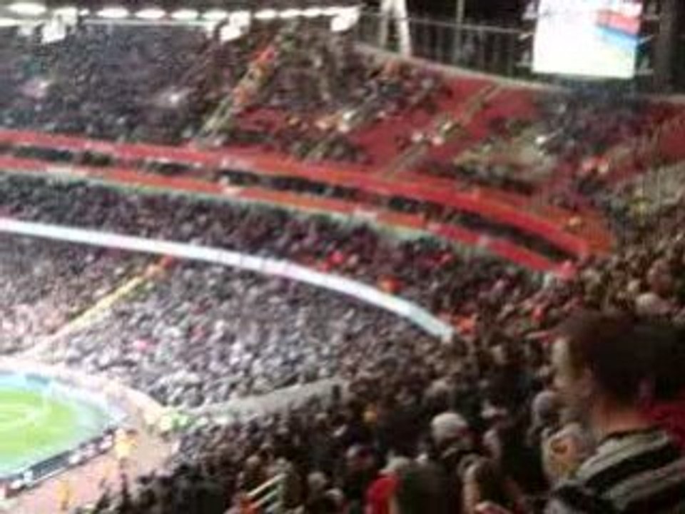 Arsenal-Cardiff: Eduardo's Celebration