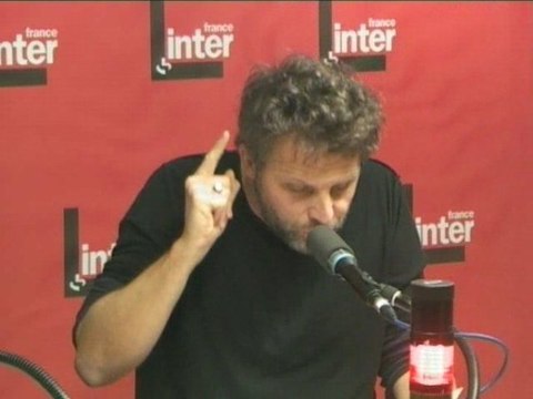 Guillon: Visite de DSK à France Inter, tous aux abris !