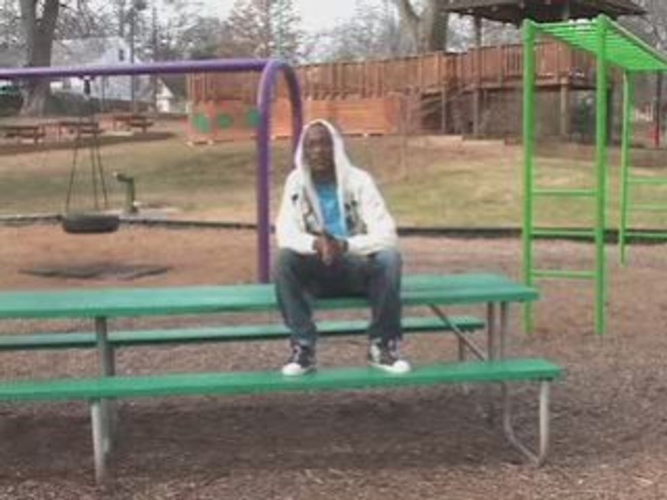 Remedy ft Dennis Brown-Raggamuffin (remix)