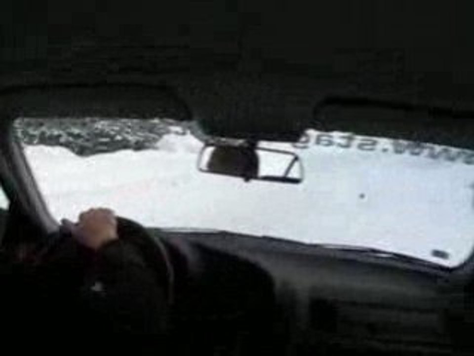 Drift à Flaines .... premiers tours de circuit .