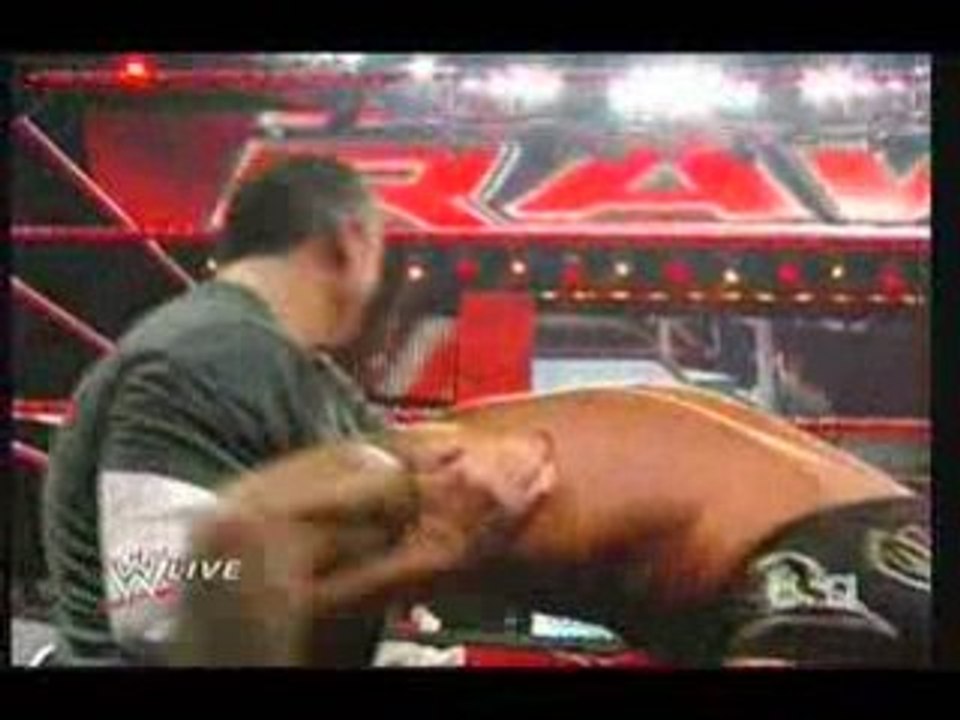 WWE RAW 16/02 Randy Orton VS Shane Mcmahon