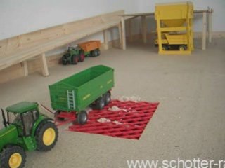 John Deere mit dreiachser Brantner Anhänger (RC Kipper)