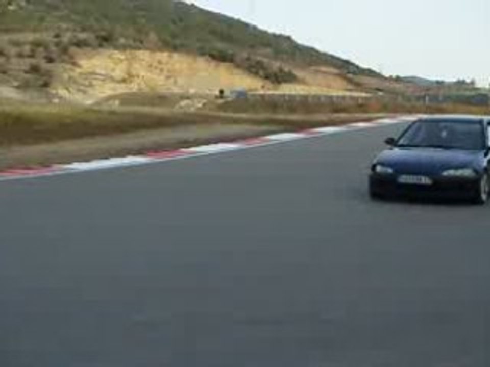 Jordan frein a main a ALES