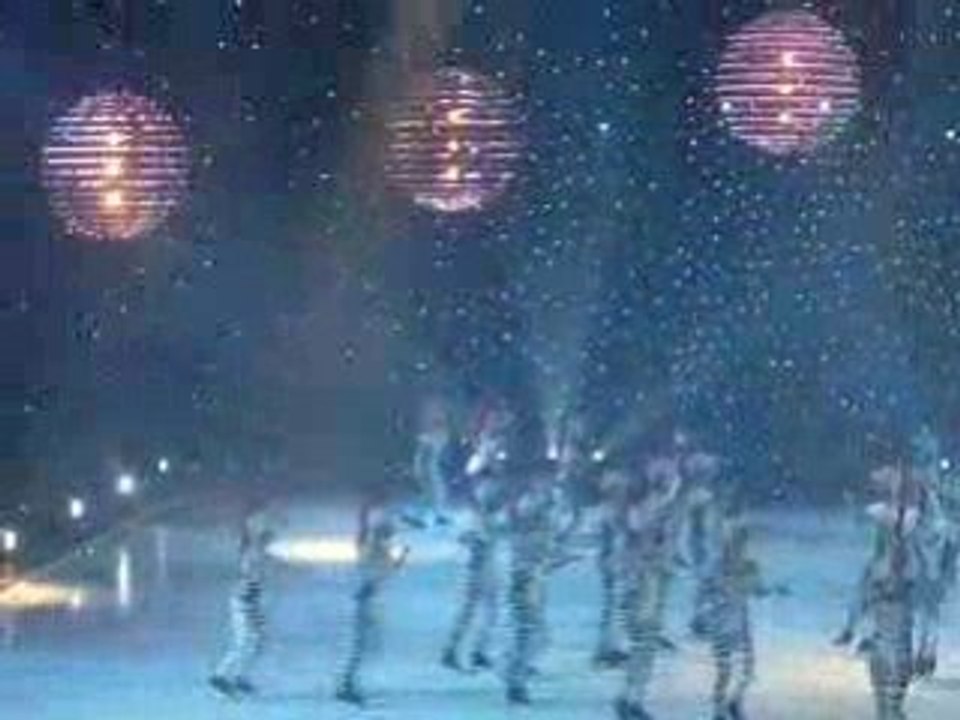 ~~0o0~~HOLIDAY ON ICE le 14 février 2009 au Zénith 4~~0o0~~