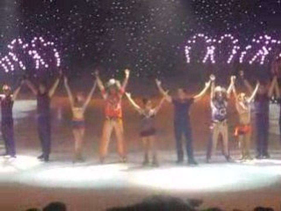 ~~0o0~~HOLIDAY ON ICE le 14 février 2009 au Zénith 9~~0o0~~
