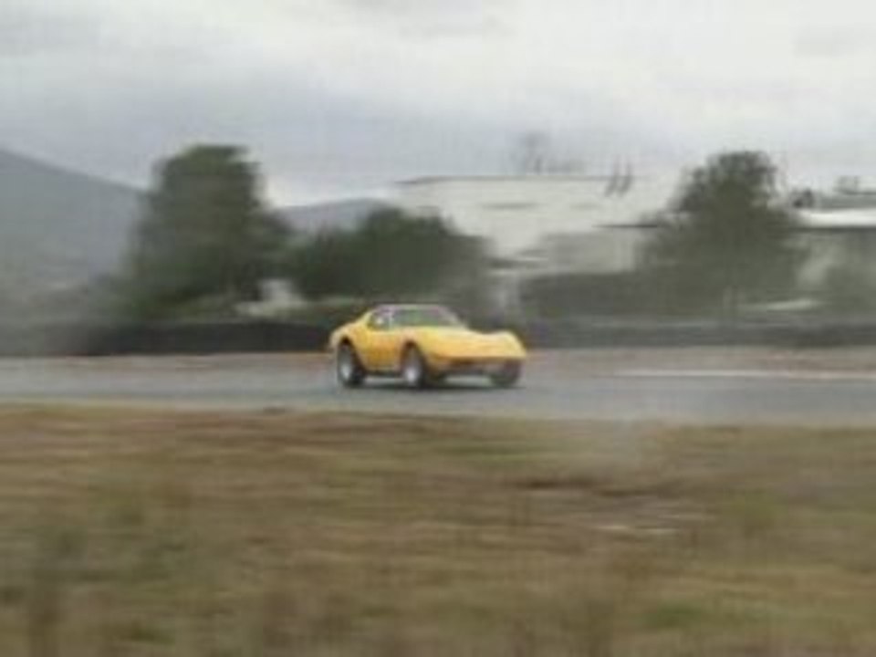 souchky corvette stingray 73 au circuit du  luc