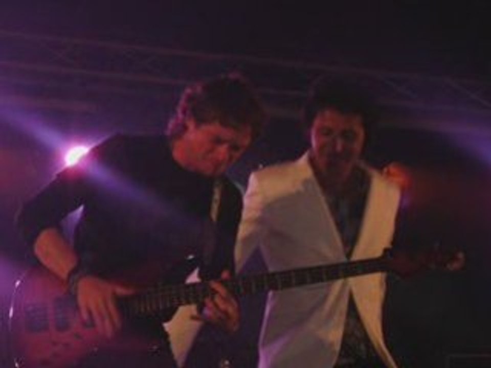 Moi qui chante sur une chanson de jean luc lahaye