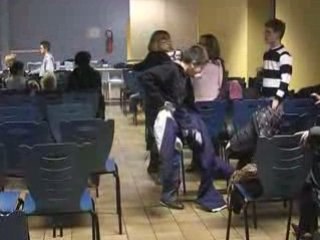 Derniers préparatifs avant le départ pour la neige