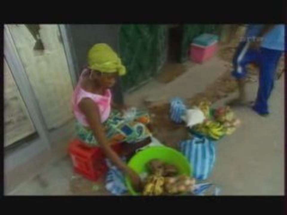 Angola, Le Pétrole Et La Misère - 1/4