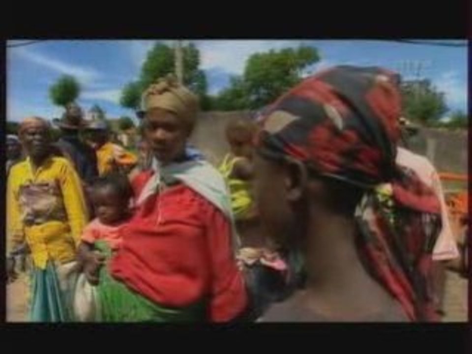 Angola, Le Pétrole Et La Misère - 3/4