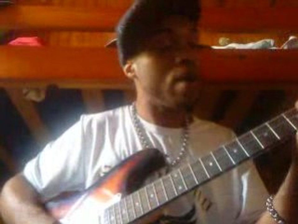 "Pé pa oubiéw,de Médhy Custos",interprété par moi!