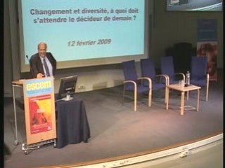 3 - Conférence Ecobiz animée par Jean-Marie PERETTI