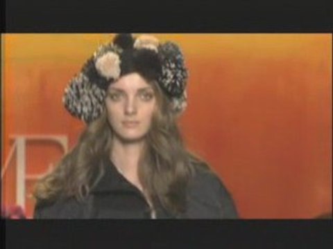 Diane Von Furstenberg Runway - Fashion Week, Fall '09