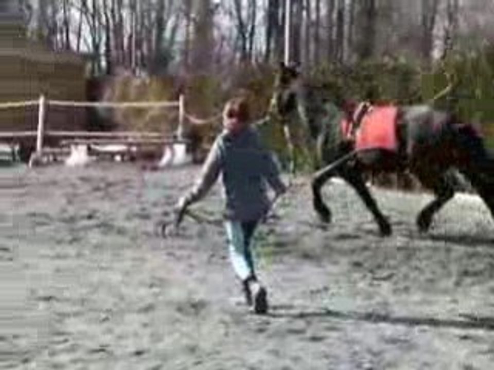 Mick longé par Fanny