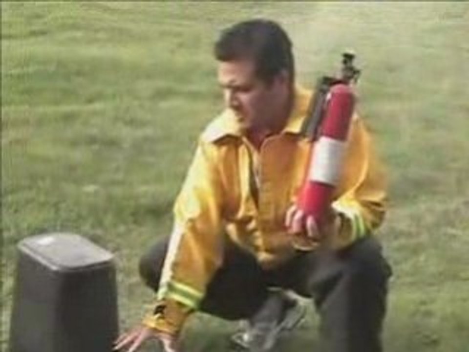 How to Use a Fire Extinguisher