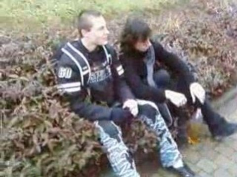 une voiture imaginaire mdr les gars défoi...