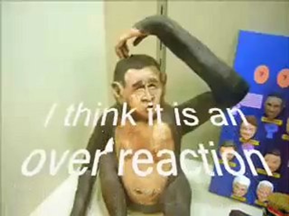 Visgnetta scandalo Obama rappresentato come scimmia