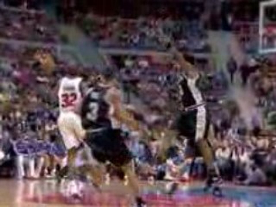 Nba Dunk of the night by Jason Maxiell 19/02/2009