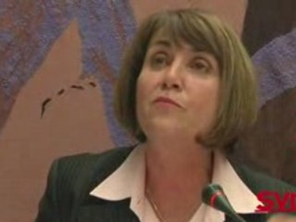 Loi Hadopi : La ministre défend son projet (1/12)