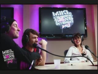 Superbus Dans l'émissions sans interdit sur NRJ