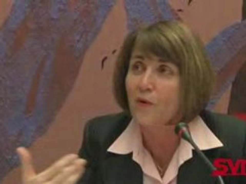 Loi Hadopi : La ministre défend son projet (3/12)