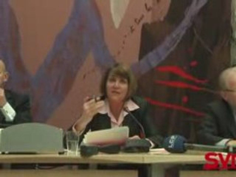 Loi Hadopi : La ministre défend son projet (4/12)