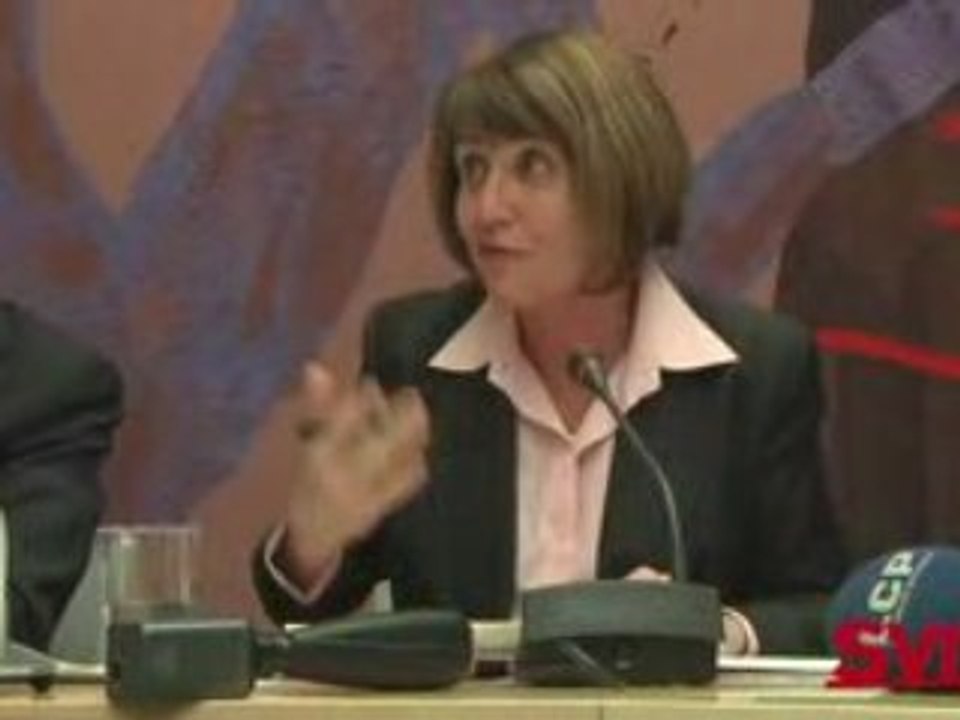 Loi Hadopi : La ministre défend son projet (6/12)